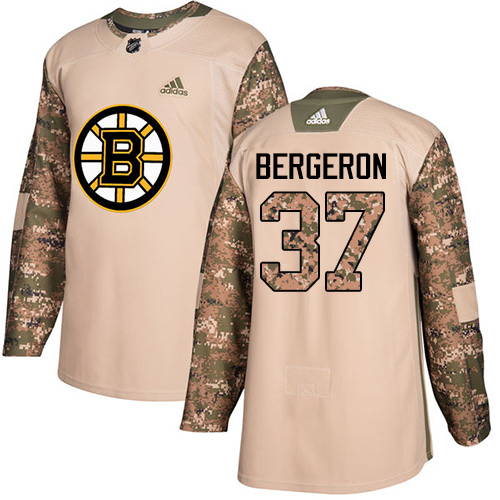 NHL Boston Bruins Trikot #37 Patrice Bergeron Authentic Camo Veterans Day Practice